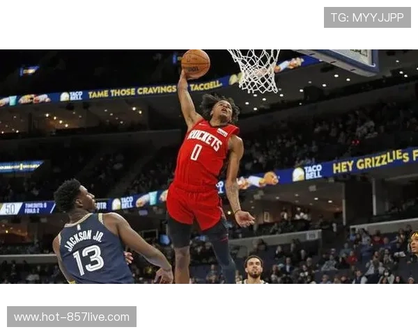 塞拉斯注重球员负荷管理，避免核心球员带伤作战风险